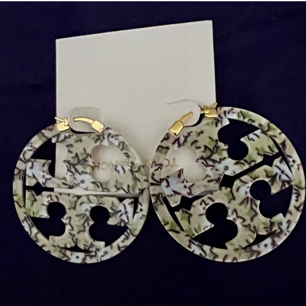 🔥🔥🔥 Authentic Designer Earrings At Awesome Prices To Buy Now & Save Price Firm - Picture 10 of 12